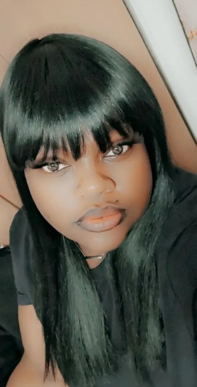 Post 1 by queen30_ on TikTok (video)