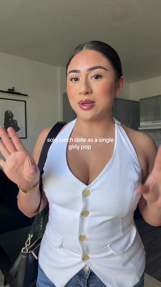 Post 4 by Jasmin Meza on TikTok (video)