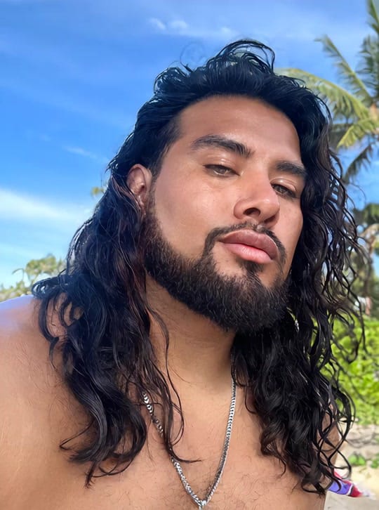 Post 4 by Akoni on TikTok (video)