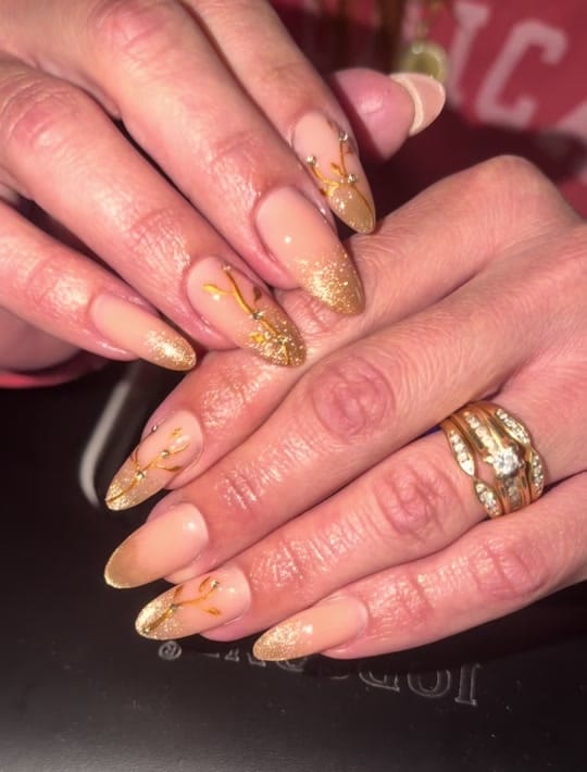 Post 3 by Marlyn 💅🌸🌻✨ on TikTok (video)