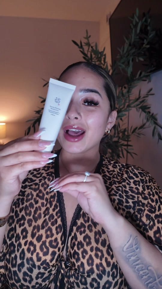 Post 7 by Queen Vee 💗 on TikTok (video)