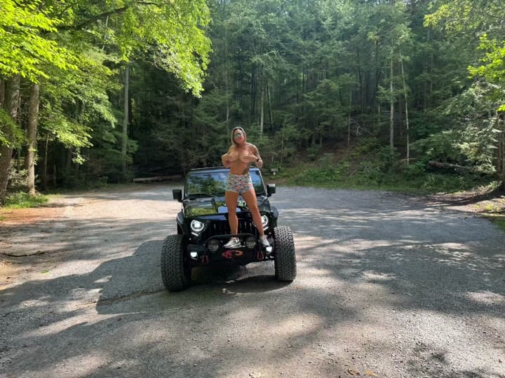 Post 10 by January 😈 on TikTok (video)