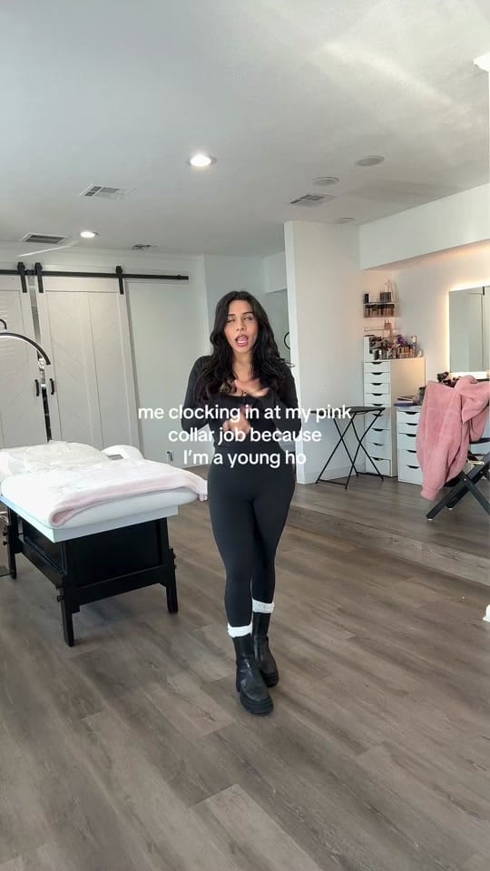 Post 2 by anna on TikTok (video)