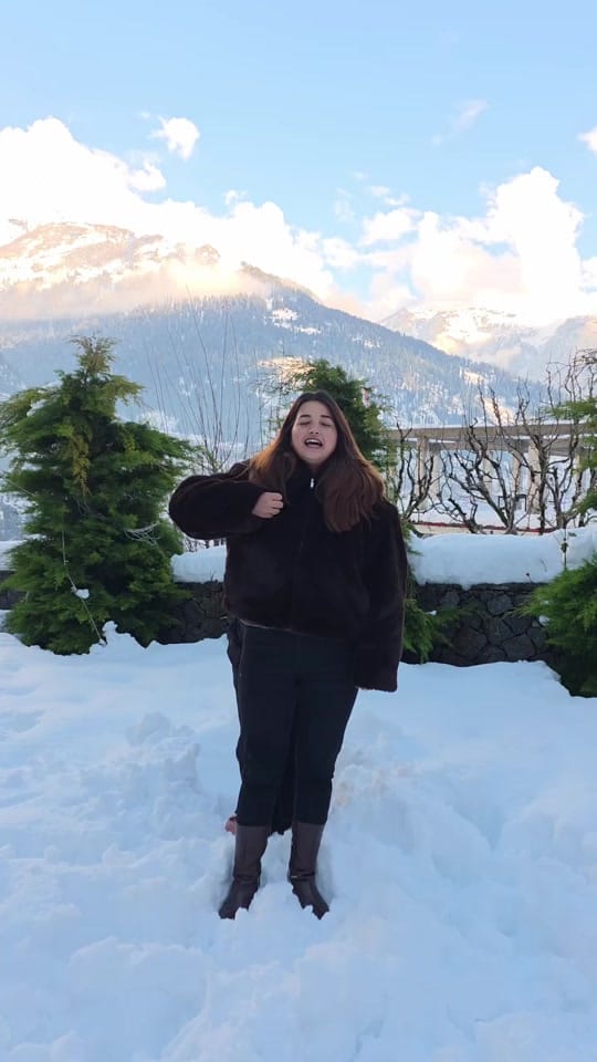 Post 9 by 𝐓𝐫𝐚𝐯𝐞𝐥 𝐖𝐢𝐭𝐡 𝐙𝐨𝐲𝐚 on TikTok (video)