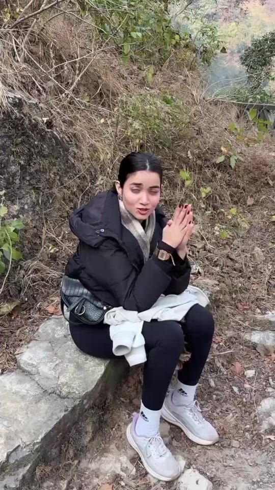 Post 2 by 𝐓𝐫𝐚𝐯𝐞𝐥 𝐖𝐢𝐭𝐡 𝐙𝐨𝐲𝐚 on TikTok (video)