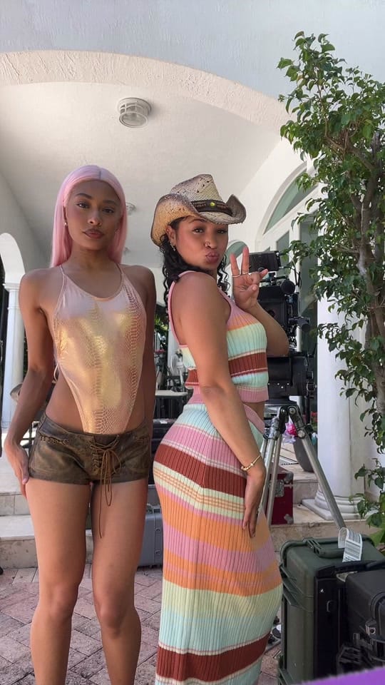 Post 4 by itsdezmarieee on TikTok (video)