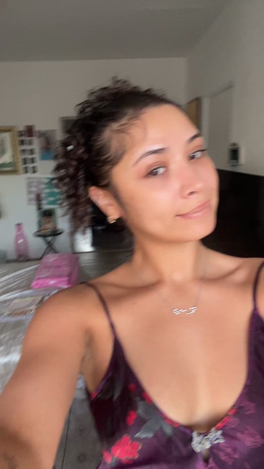 Post 10 by itsdezmarieee on TikTok (video)