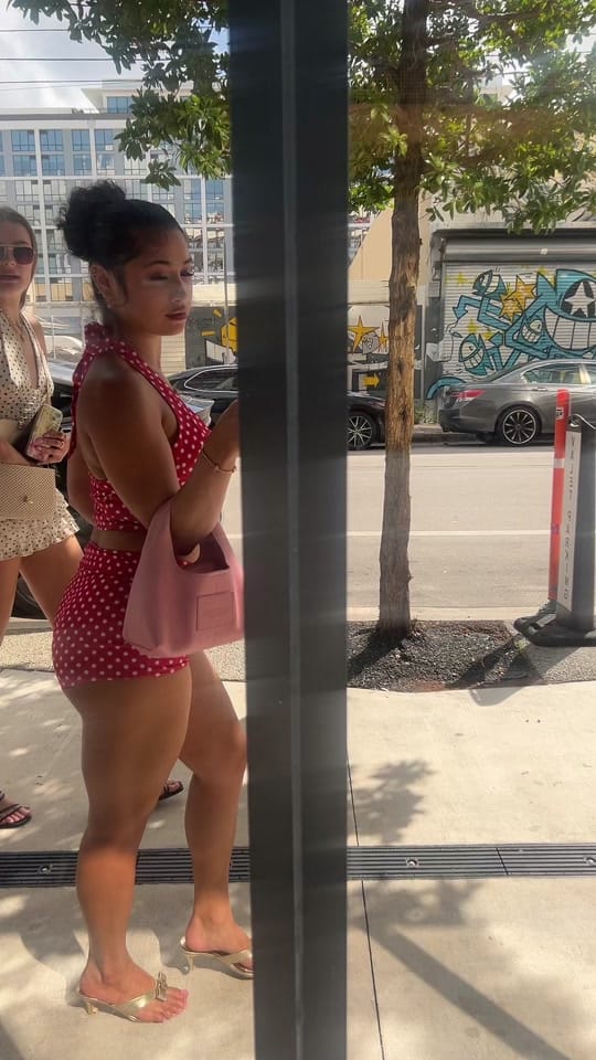 Post 7 by itsdezmarieee on TikTok (video)