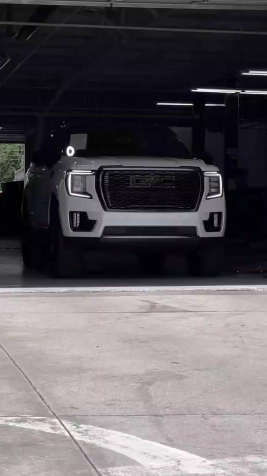 Post 9 by Tesla Cars 🇺🇲 on TikTok (video)