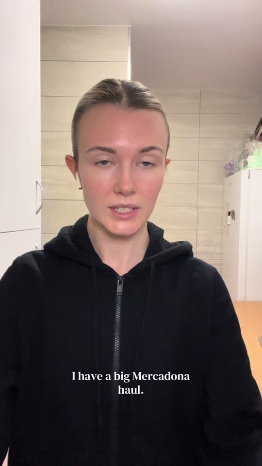 Post 5 by Cat on TikTok (video)