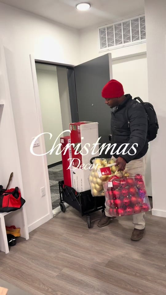 Post 1 by Mr_Fox13 on TikTok (video)
