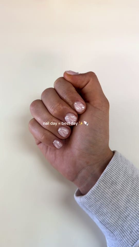 Post 3 by Daniela on TikTok (video)