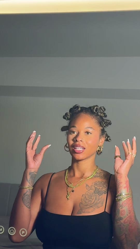 Post 7 by Lala Ronay on TikTok (video)
