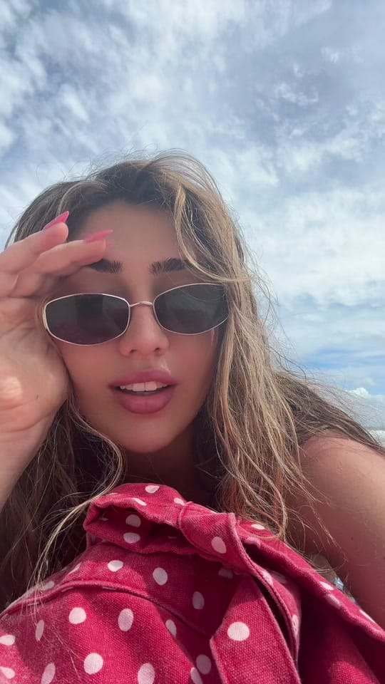 Post 3 by Kenzie Curran on TikTok (video)