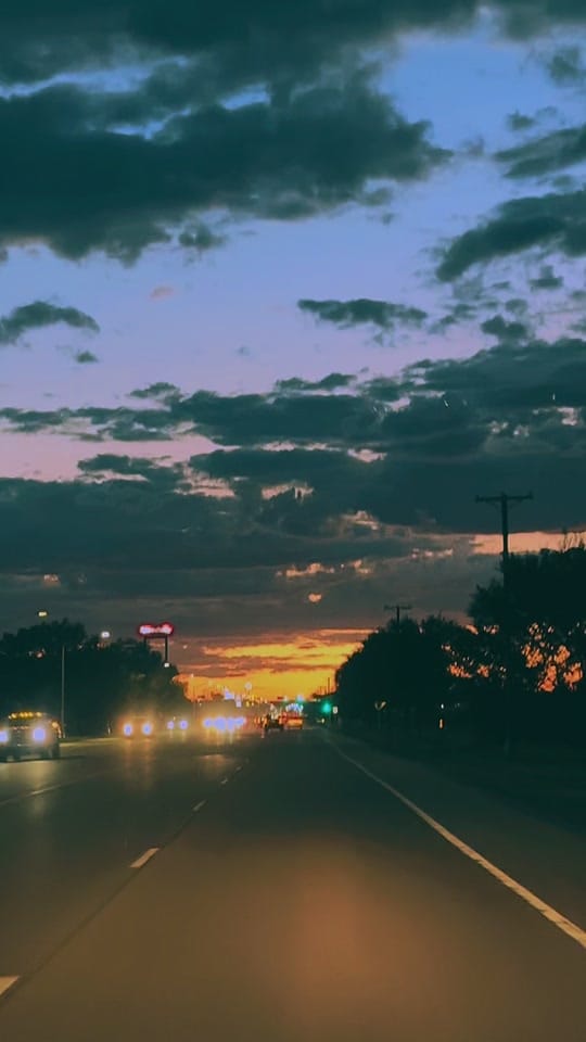 Post 6 by Alexandra Meraz on TikTok (video)