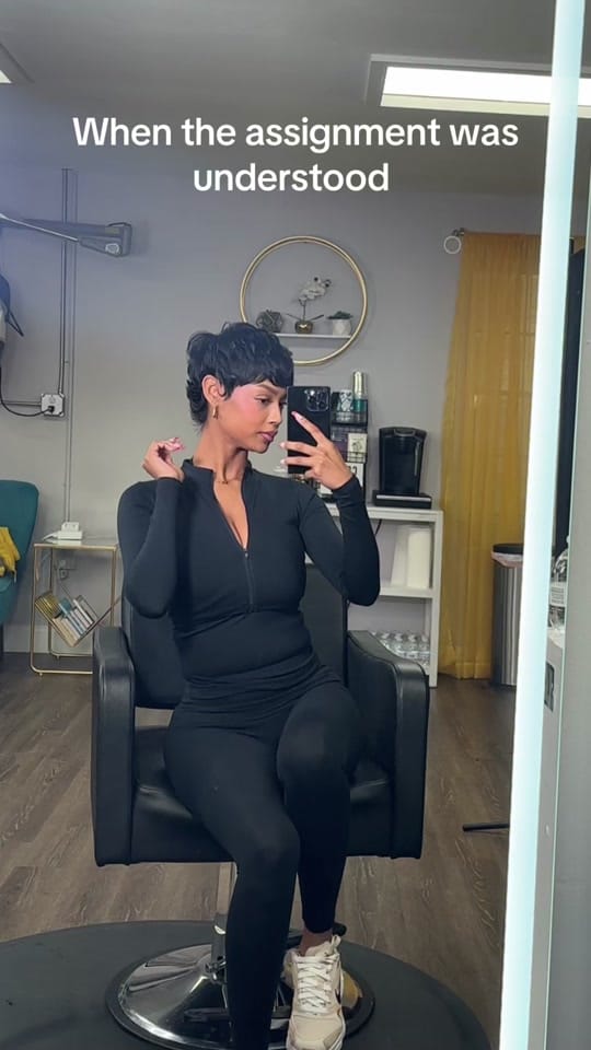 Post 10 by Erin Jay on TikTok (video)