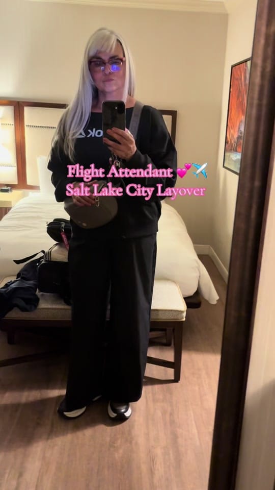 Post 2 by Lisa 💕 on TikTok (video)