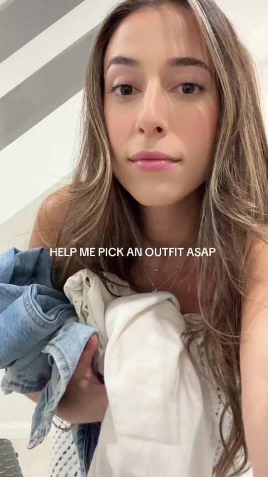 Post 6 by Becca on TikTok (video)