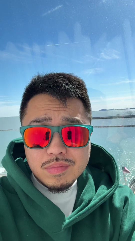 Post 2 by Vinz | Chicago Reviews on TikTok (video)