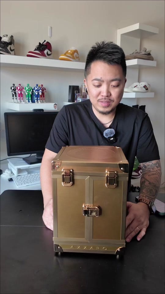 Post 3 by Vinz | Chicago Reviews on TikTok (video)
