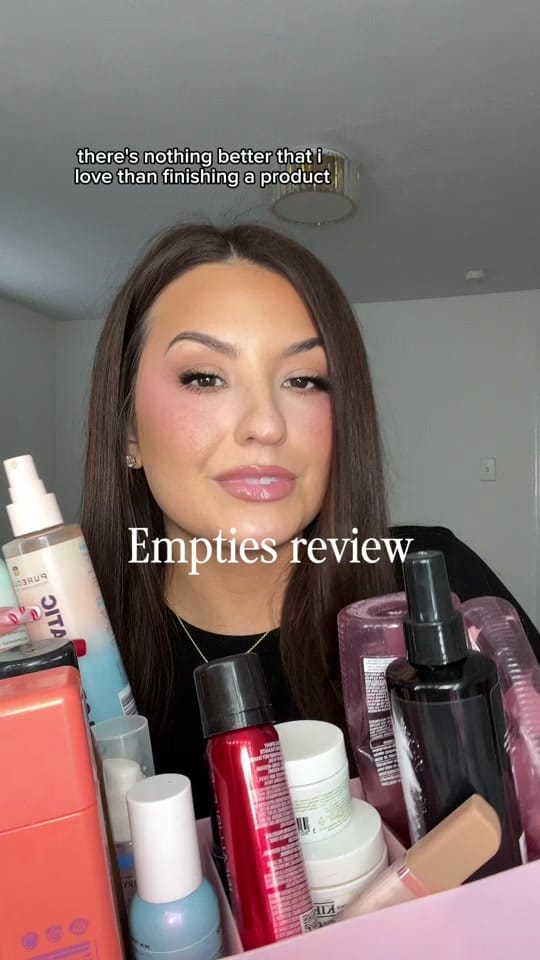 Post 6 by Carissa | MUA on TikTok (video)