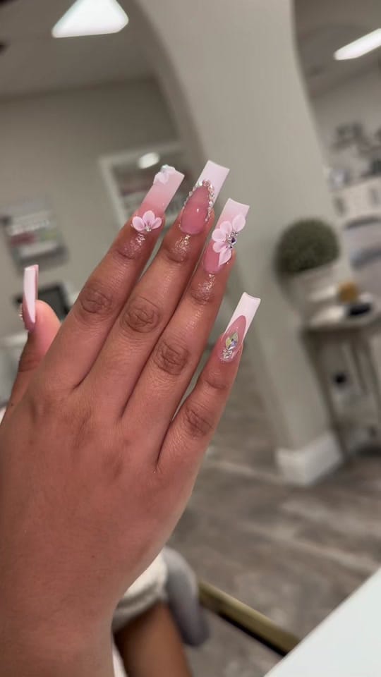 Post 8 by Daisy✨ on TikTok (video)
