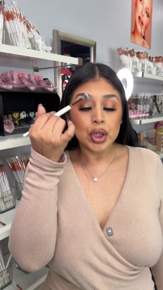 Post 2 by The Makeup Shack on TikTok (video)