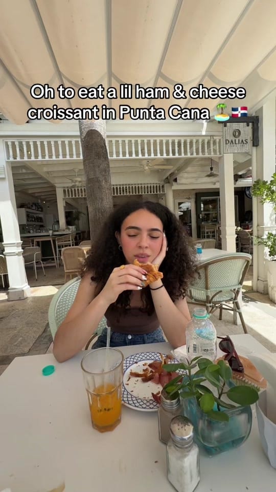 Post 9 by Catalixia on TikTok (video)