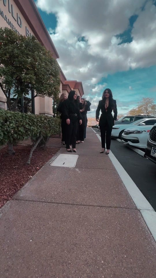 Post 10 by Paula Melo on TikTok (video)