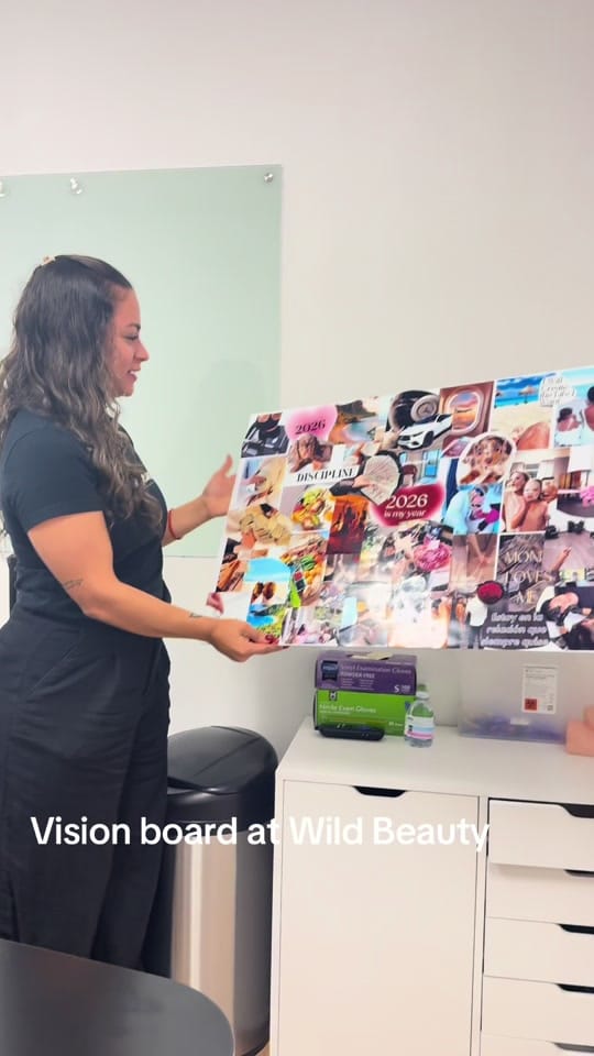 Post 2 by Paula Melo on TikTok (video)