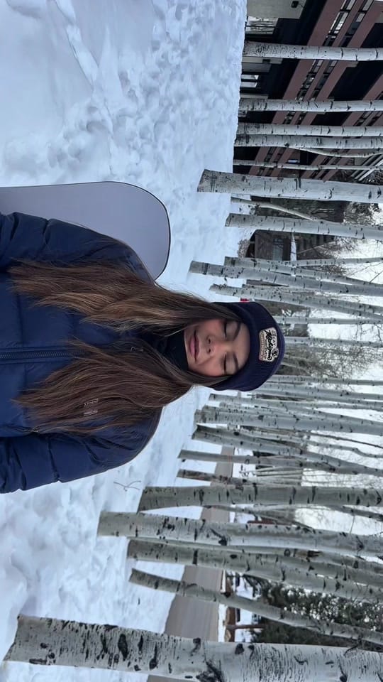 Post 1 by L A R K A on TikTok (video)