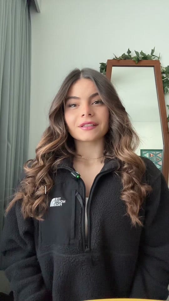 Post 8 by L A R K A on TikTok (video)