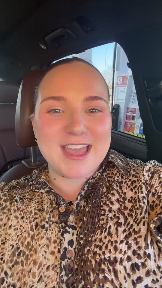 Post 4 by Sarah🪐🦢🍸 on TikTok (video)