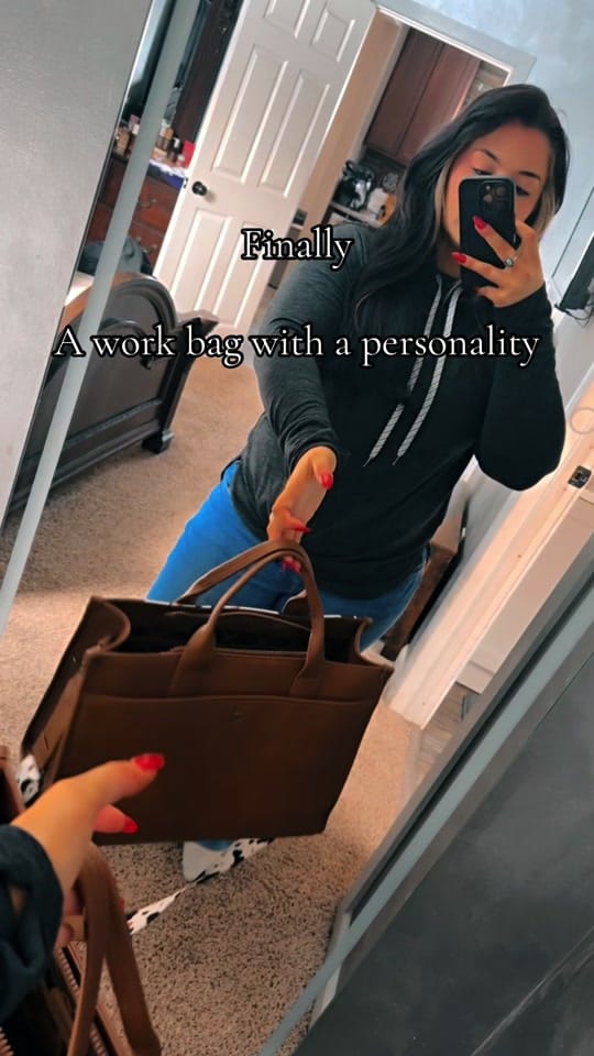 Post 2 by Makayla🦋🖤 on TikTok (video)