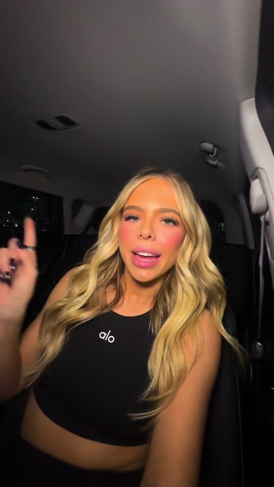 Post 9 by SYDNEY MOSS on TikTok (video)
