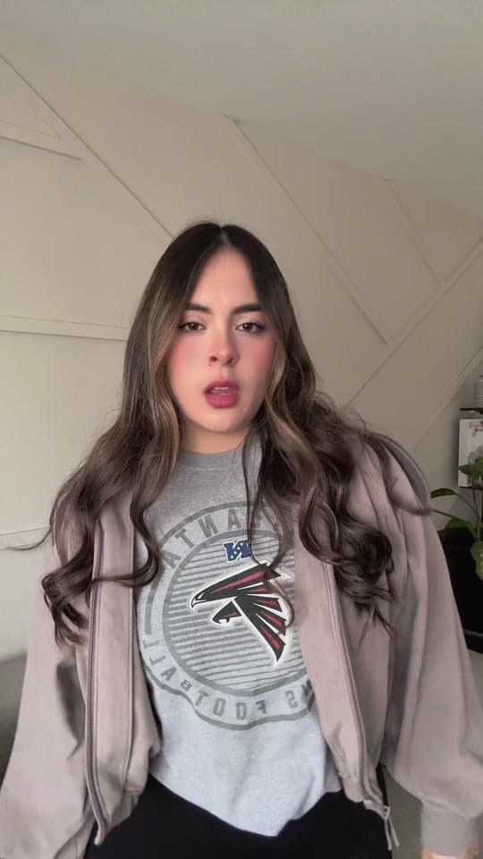 Post 7 by laaa_julieee on TikTok (video)
