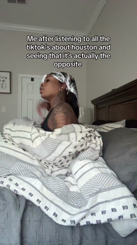 Post 1 by Simp pre on TikTok (video)