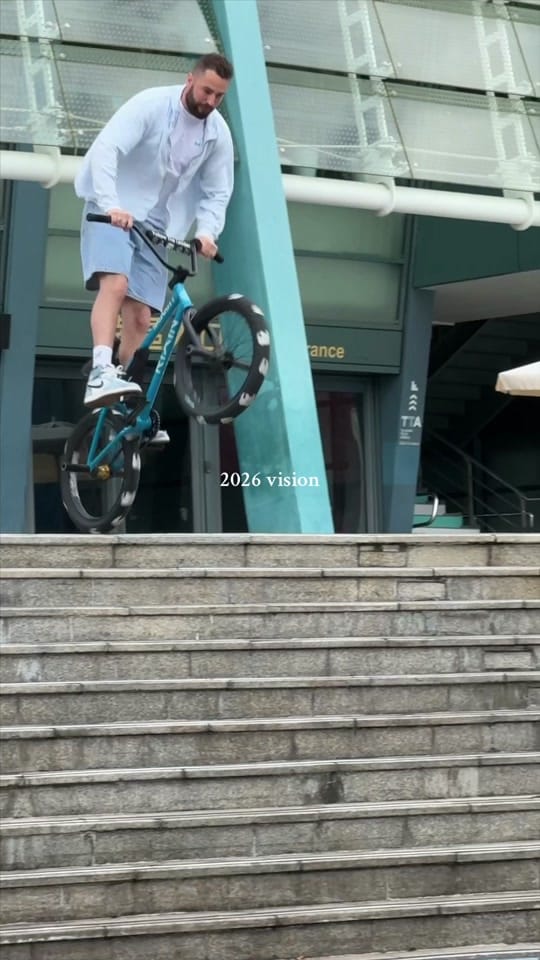 Post 5 by Billy Perry on TikTok (video)