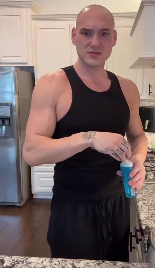 Post 9 by 🦇🗡️Jesslyn Owen✨📚 on TikTok (video)