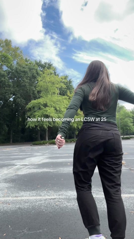 Post 9 by Anna Bea on TikTok (video)