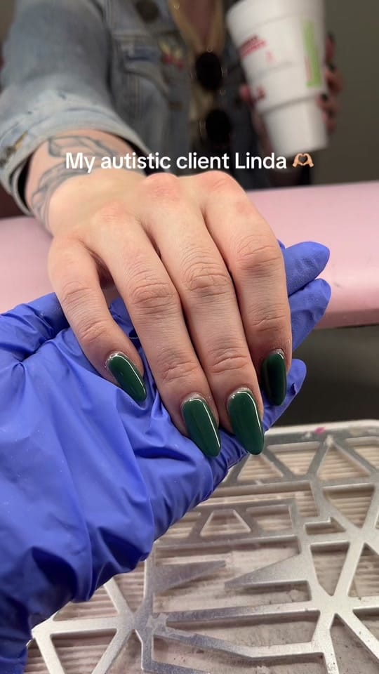 Post 8 by Hazel   |   Nail Tech on TikTok (video)