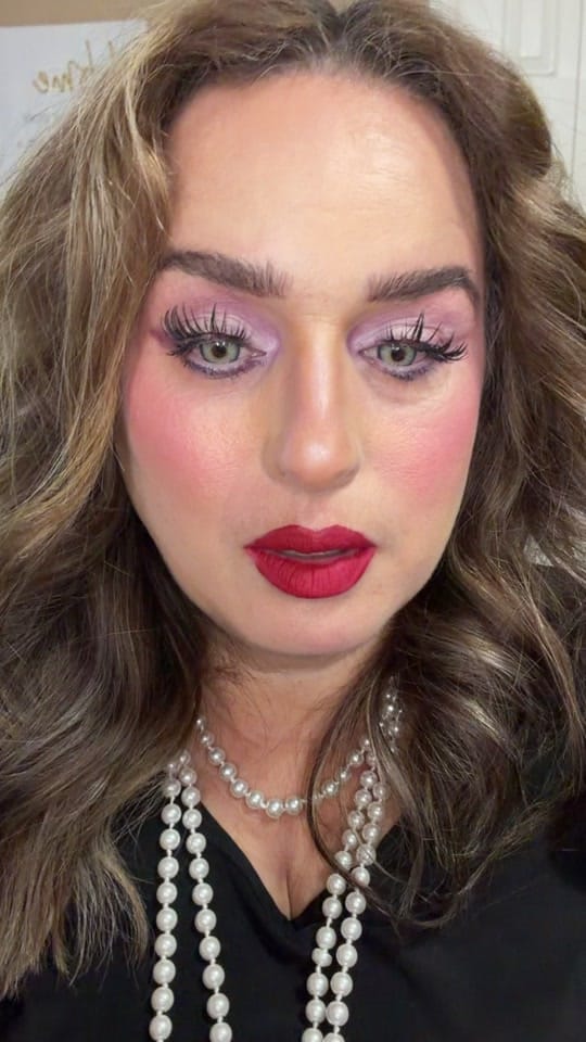 Post 3 by gloriareyna_beauty on TikTok (video)
