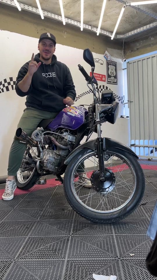 Post 7 by Theo Amaral on TikTok (video)