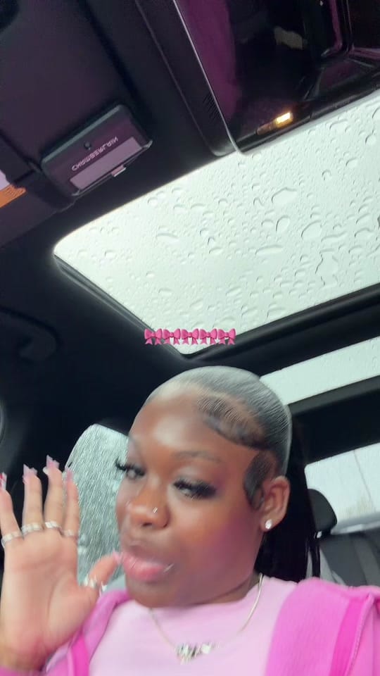 Post 6 by Neoisha Neshaley on TikTok (video)