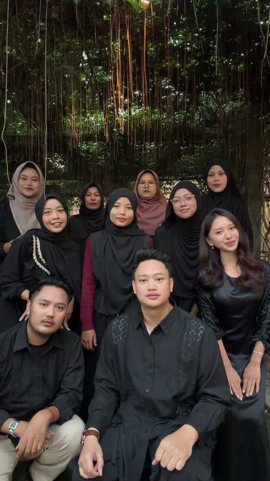Post 1 by Makeupbyaji on TikTok (video)
