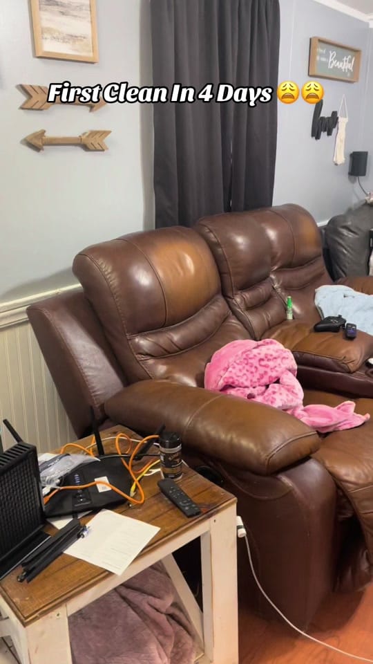 Post 5 by Val Wentz | Wife + Real Life on TikTok (video)