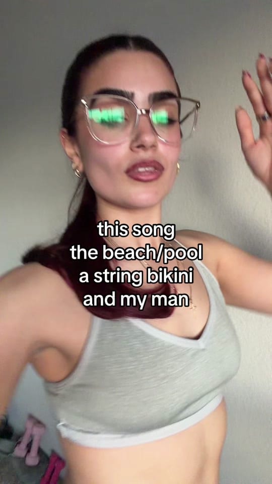 Post 2 by dayimireles on TikTok (video)