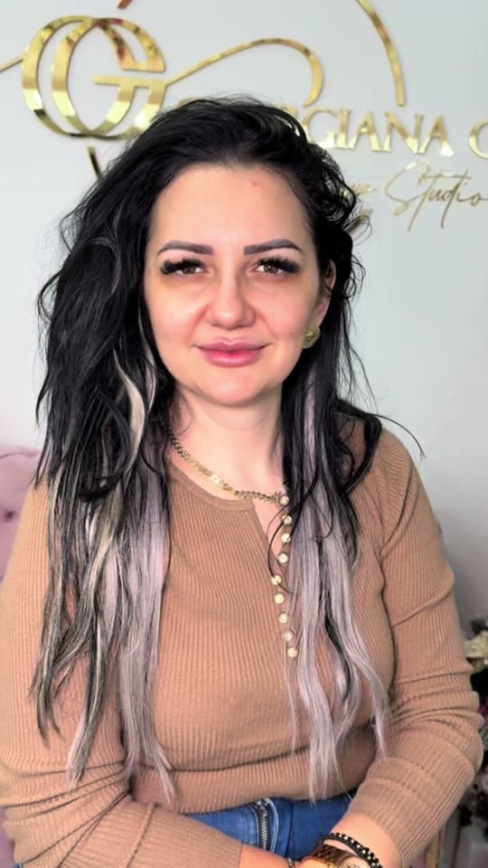 Post 7 by Georgiana Make-up Artist on TikTok (video)