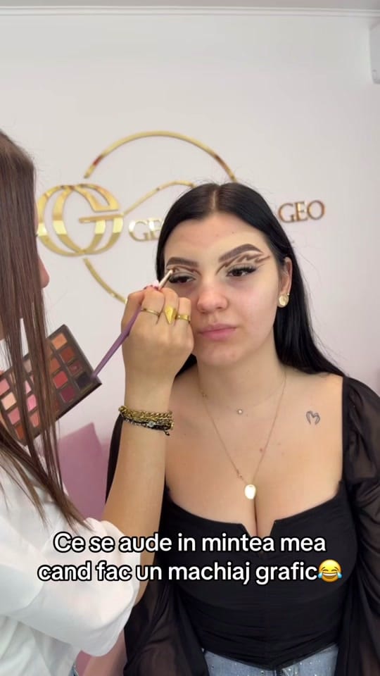 Post 1 by Georgiana Make-up Artist on TikTok (video)