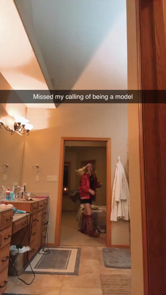 Post 8 by Lily Eisenrich on TikTok (video)